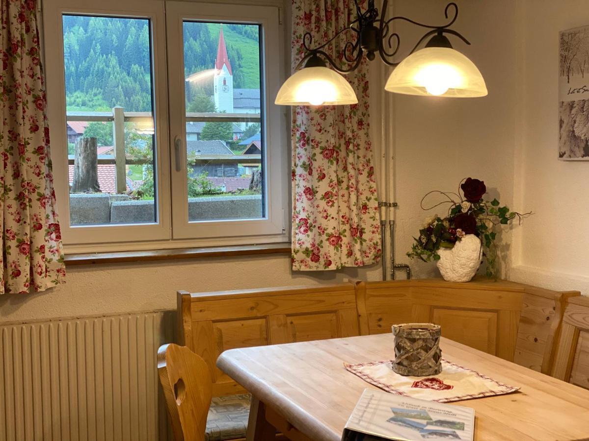 Appartement Haus Helli à Berwang Extérieur photo